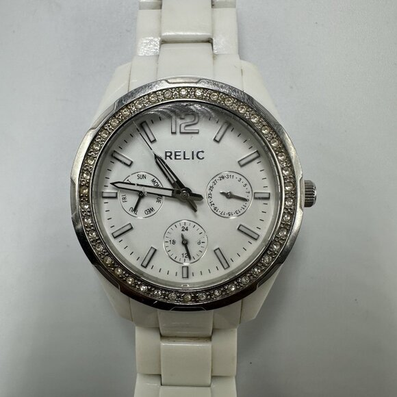 3/$30 Relic Watch Women Crystal Bezel Day Date 37MM Round Dial New Battery 7.25" - Picture 3 of 12